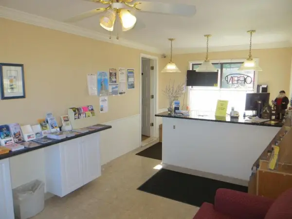 Bridgeview Motel 10