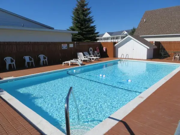 Bridgeview Motel 9